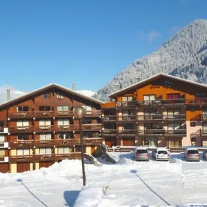  Appartement Areches, 4 Pers, Telesiege A 5 Mn A Pied, Grande Terrasse En Rdj